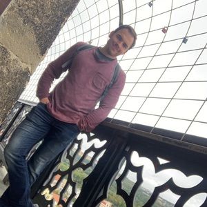 Meet your Posher, Daniel